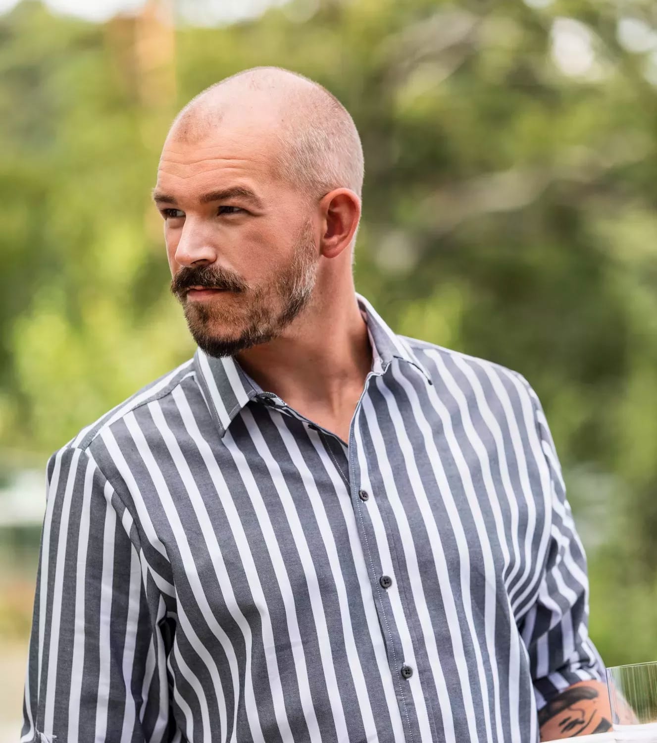 Casual gestreept heren overhemd voor de horeca